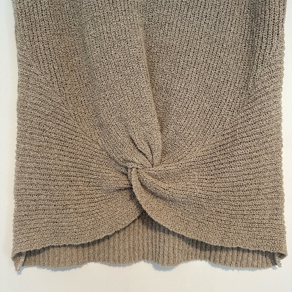 Fate | Tan Knit V Neck Top - Picture 2 of 5